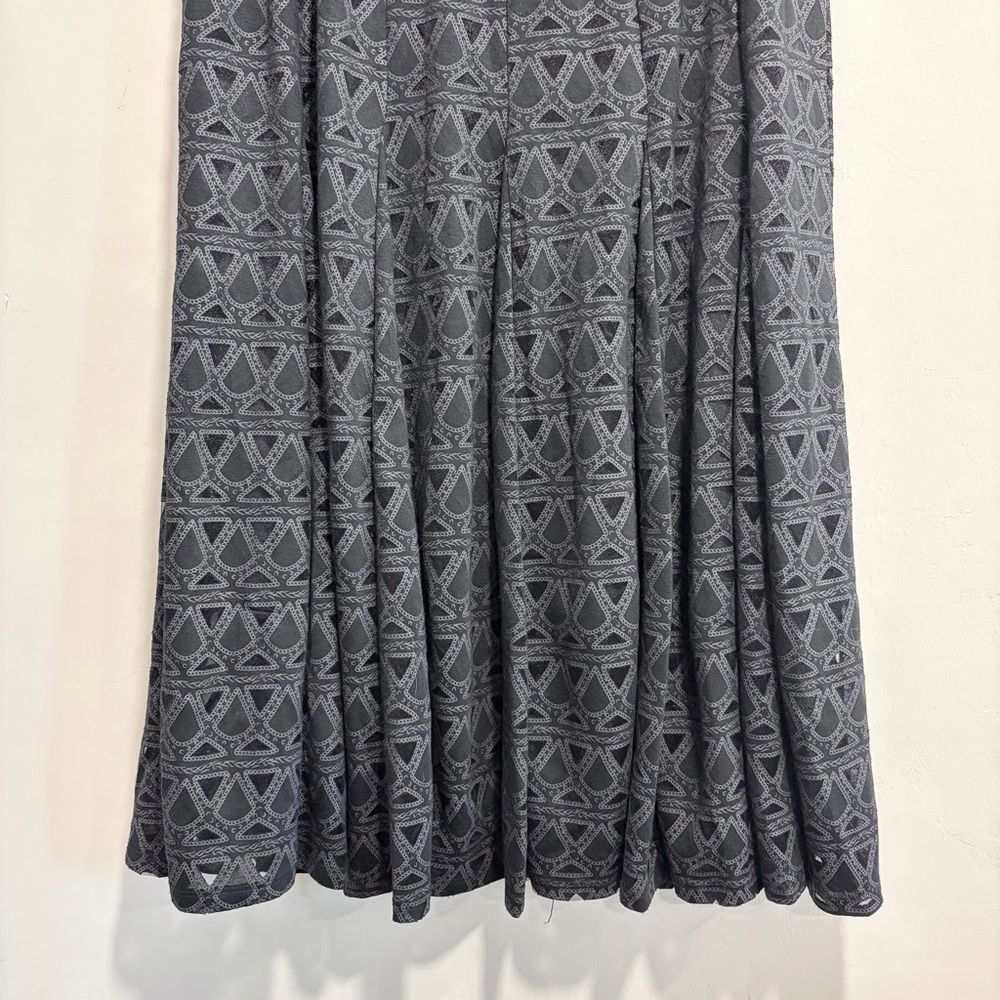 Lapis Pull On Waist Geometric Midi Skirt - Picture 10 of 11